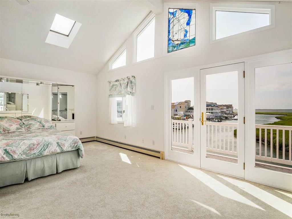 1411 HOFFMAN CANAL NORTH WILDWOOD BAYFRONT SUMMER VACATION RENTALS at